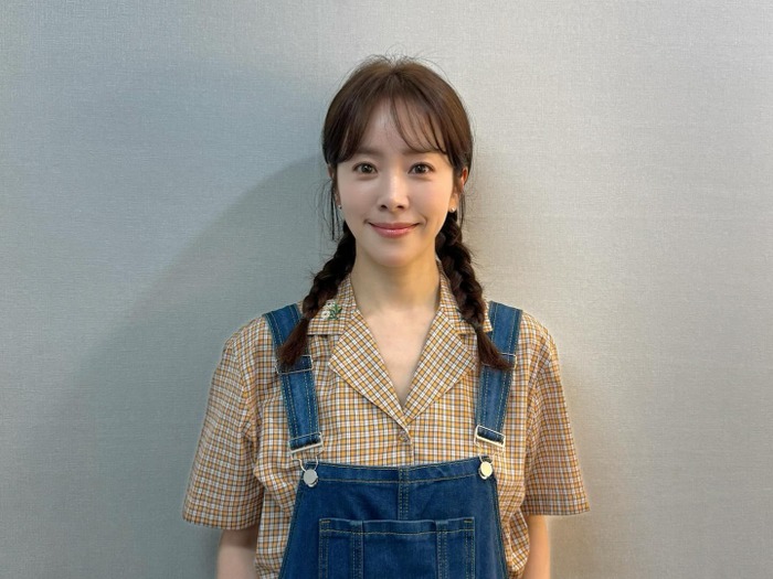 女優ハン・ジミン、新ドラマの幻のコスプレ姿を大放出!“超絶キュート”なヒロイン【PHOTO】