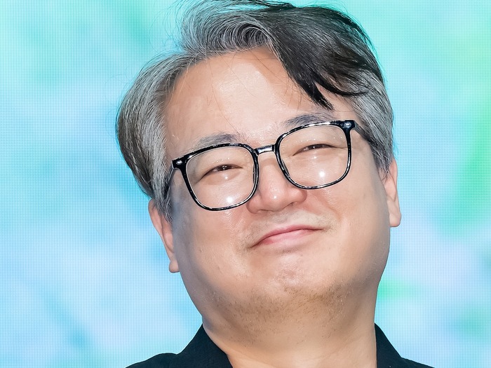 『イカゲーム』はもうオワコン!? 俳優イ・ソファンの“爆弾発言”で会場大爆笑!新ドラマは「タダで見られるので」