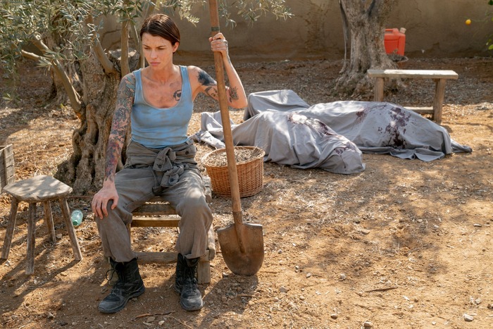 『ダーティ・エンジェルズ』© 2024 DIRTY ANGELS PRODUCTIONS, INC.