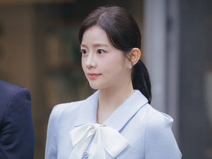 チェ・ソアンとIUが『おつかれさま』に続く2度目の共演!『21世紀の大君夫人』で魅せる“犬猿の仲”