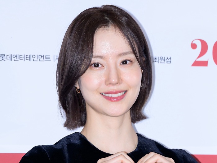 『王女の男』女優ムン・チェウォン、6月に一般男性と結婚へ!直筆手紙で「ワクワクします」