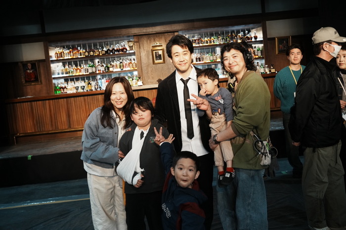 『BYE BYE LOVE 探偵はBARにいる』©2026「BYE BYE LOVE 探偵はBARにいる」製作委員会