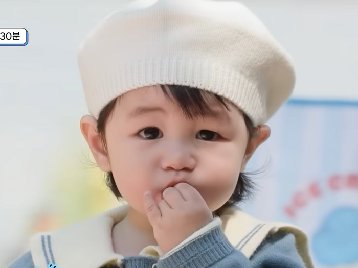 シム・ヒョンタクの愛息ハルくん、よちよち歩きだったのに…漢江で驚きの“パワーランニング”!