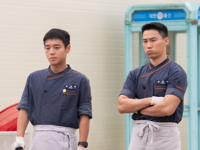 Disney+配信『伝説のキッチン・ソルジャー』のB級テイストが大命中！視聴率も右肩上がりに