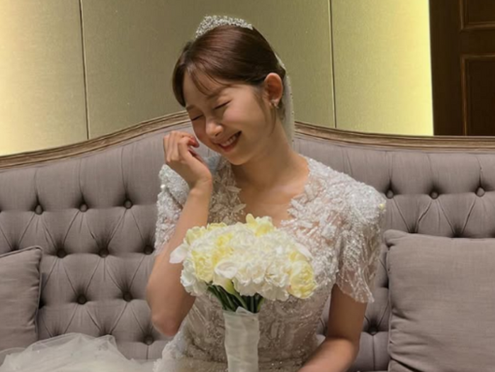 『ワンダーフールズ』女優、結婚を直筆手紙で電撃発表。その中身は?