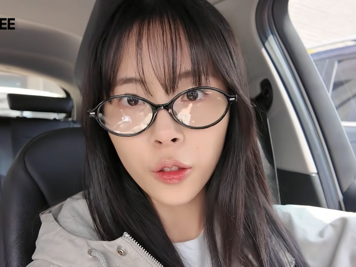 日本旅行時の迷惑行為が仇に…?『応答せよ1994』女優ミン・ドヒ、カフェでバイト中の近況「憂鬱な日々から抜け出せた」