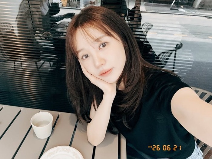 『コーヒープリンス1号店』41歳ユン・ウネ、若々しい美貌の裏に隠されたある秘密とは…？