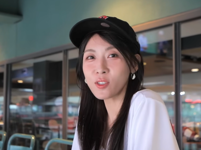 女優ハ・ジウォン、韓国俳優初のMLB始球式に登場!雨天延期も乗り越え“完璧なストライク”