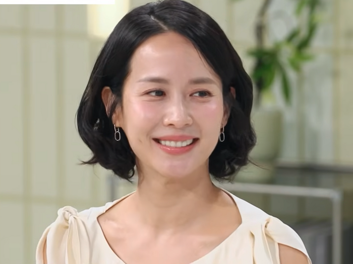 『パラサイト』出演の45歳女優チョ・ヨジョン、変わらぬ“童顔”の秘訣は?「毎日1回は〇〇」