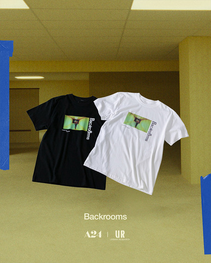 INTO THE FLIPSIDE TEE 9,900円