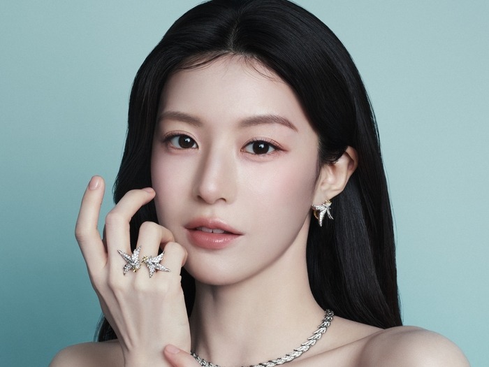 女優コ・ユンジョン、高級ジュエリーブランド「ティファニー」のアンバサダーに就任!