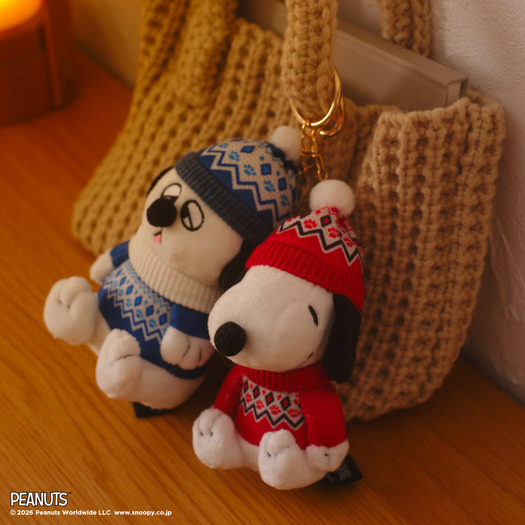 マスコットキーチャーム 各¥2,970※発売当日のみ、1会計につき各商品1点まで/© 2026 Peanuts Worldwide LLC