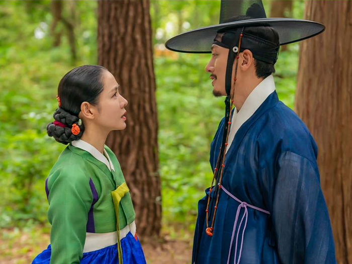ソン・イェジン×チ・チャンウクの初共演で贈る禁断の愛憎劇、Netflix『スキャンダル』本予告解禁!