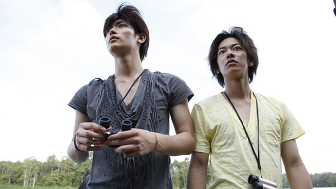 三浦春馬×佐藤健　トランプ 39622.jpg