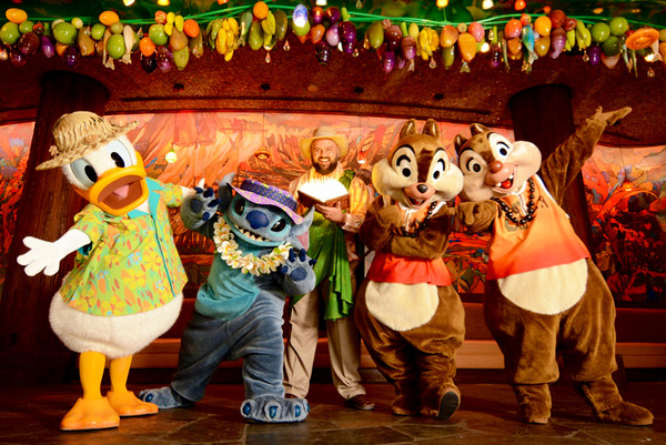 海外ディズニー】ドナルドダックたちと楽しいひと時！キャラクター
