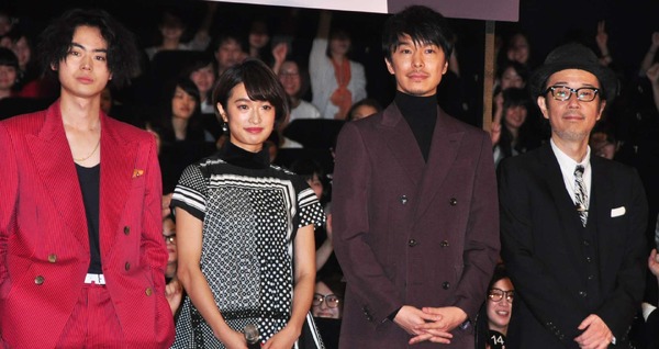 長谷川博己、観客を挑発!? 「こういう映画観てイヤらしい気分になるん 