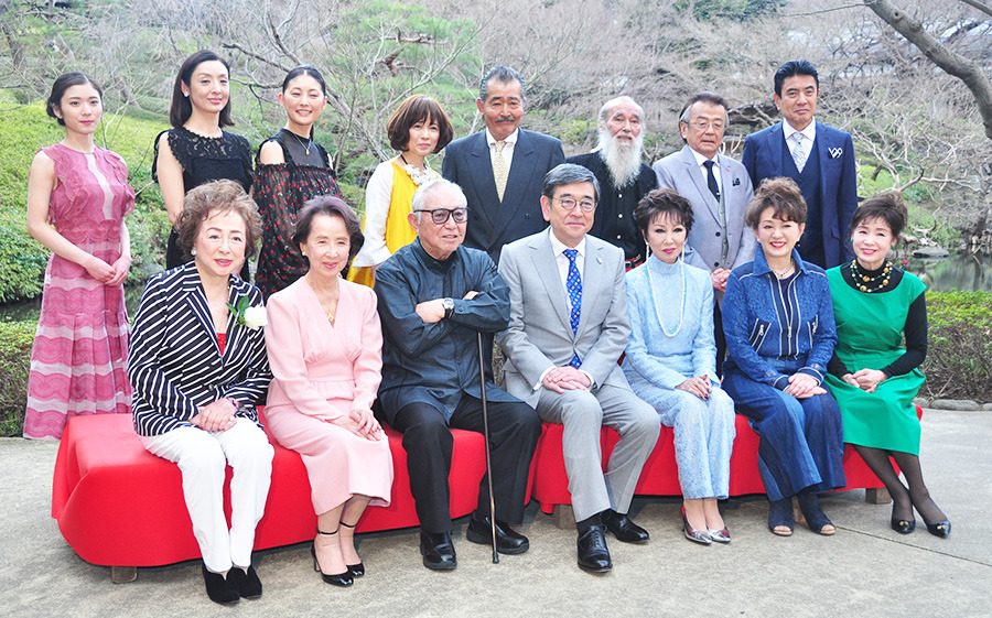 DVD　やすらぎの郷　全13巻　石坂浩二　倉本聰 DVD やすらぎの郷 全13巻 石坂浩二 倉本聰 DVD やすらぎの郷 全13巻