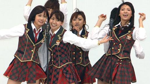AKB48 2011沖縄国際映画祭　チャリティー生写真　6枚セット 沖縄国際映画祭】AKB48メンバーが、被災地に向けて懸命エール