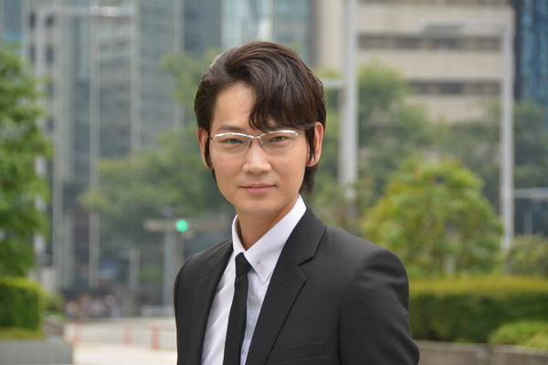 綾野剛、主演作でみせた本音「喜びと不安が入り混じったカオスな状態 