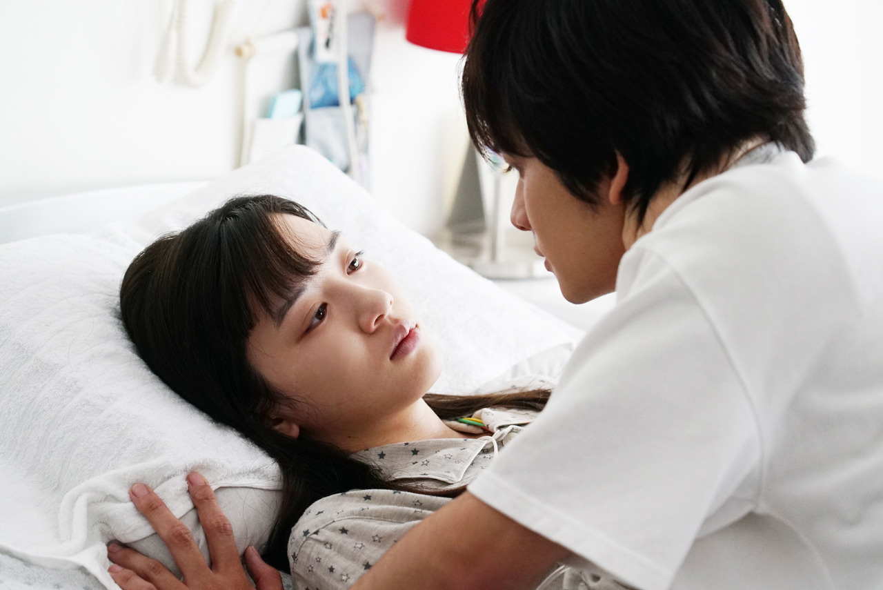 永野芽郁＆北村匠海がキス…「セカオワ」の主題歌が包み込む『君月