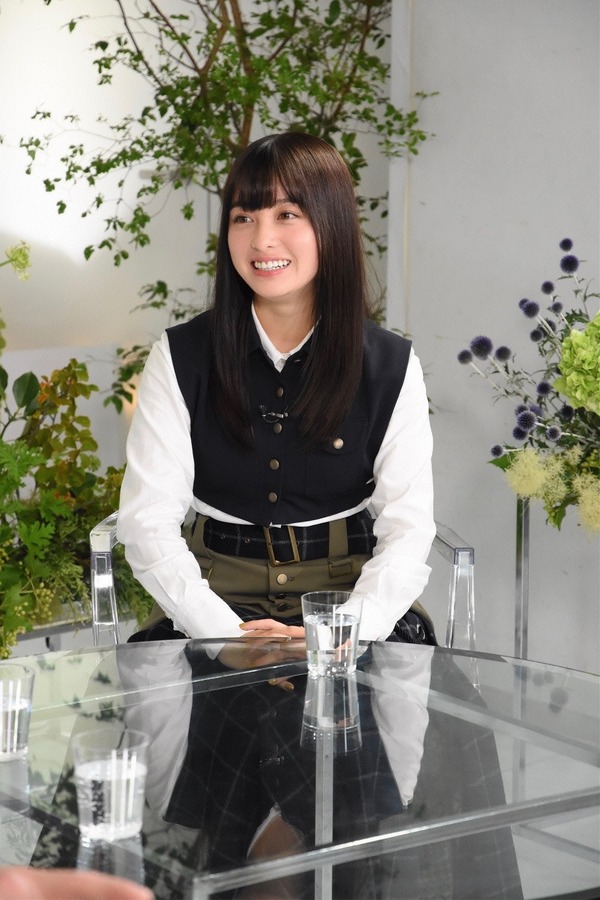 橋本環奈、20歳の記念にソーセージ＆ドイツビールで乾杯…「アナザー