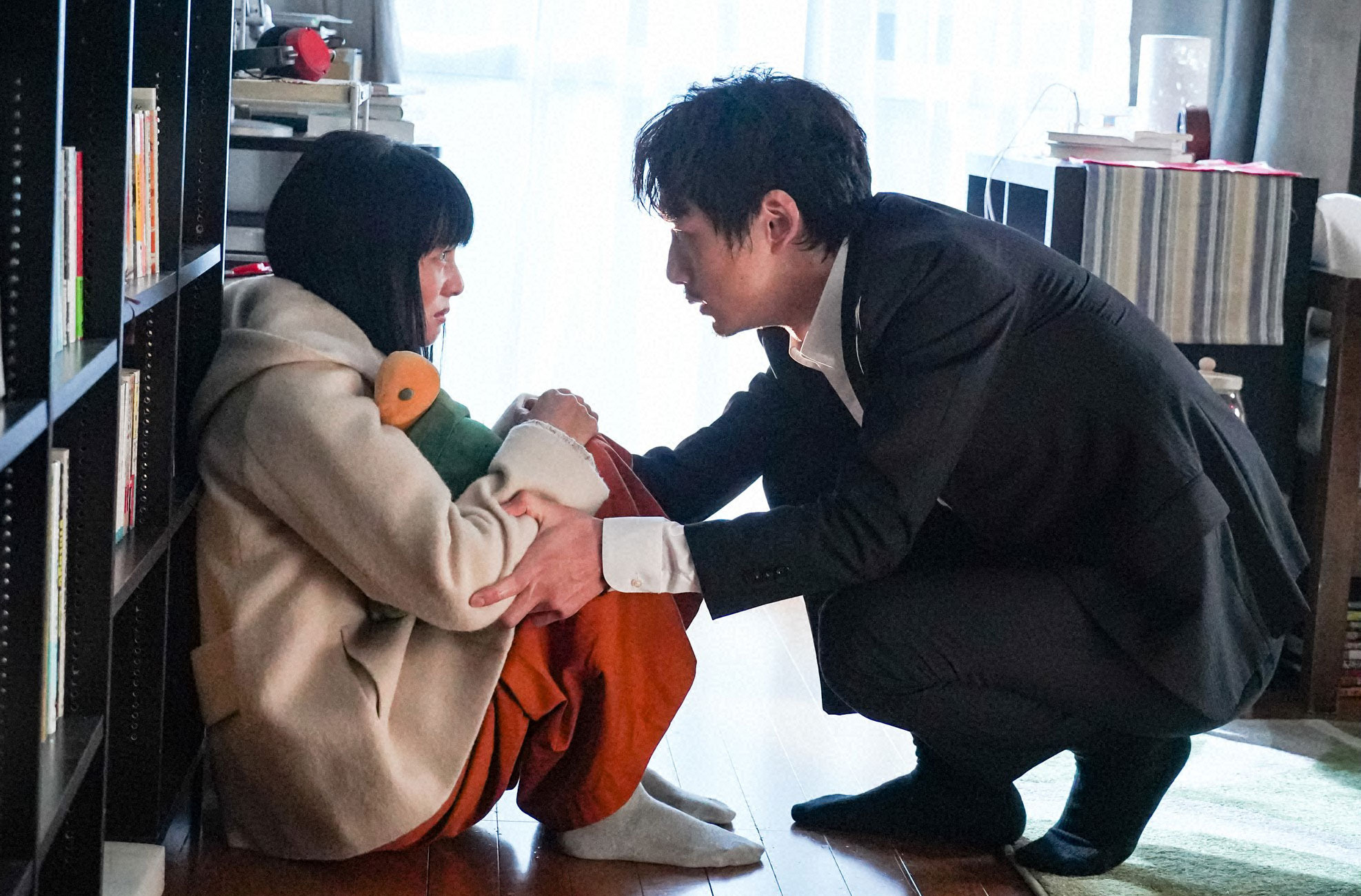 柴咲コウ“望美”と坂口健太郎“結人”、“35歳のファーストキス”に感動の声