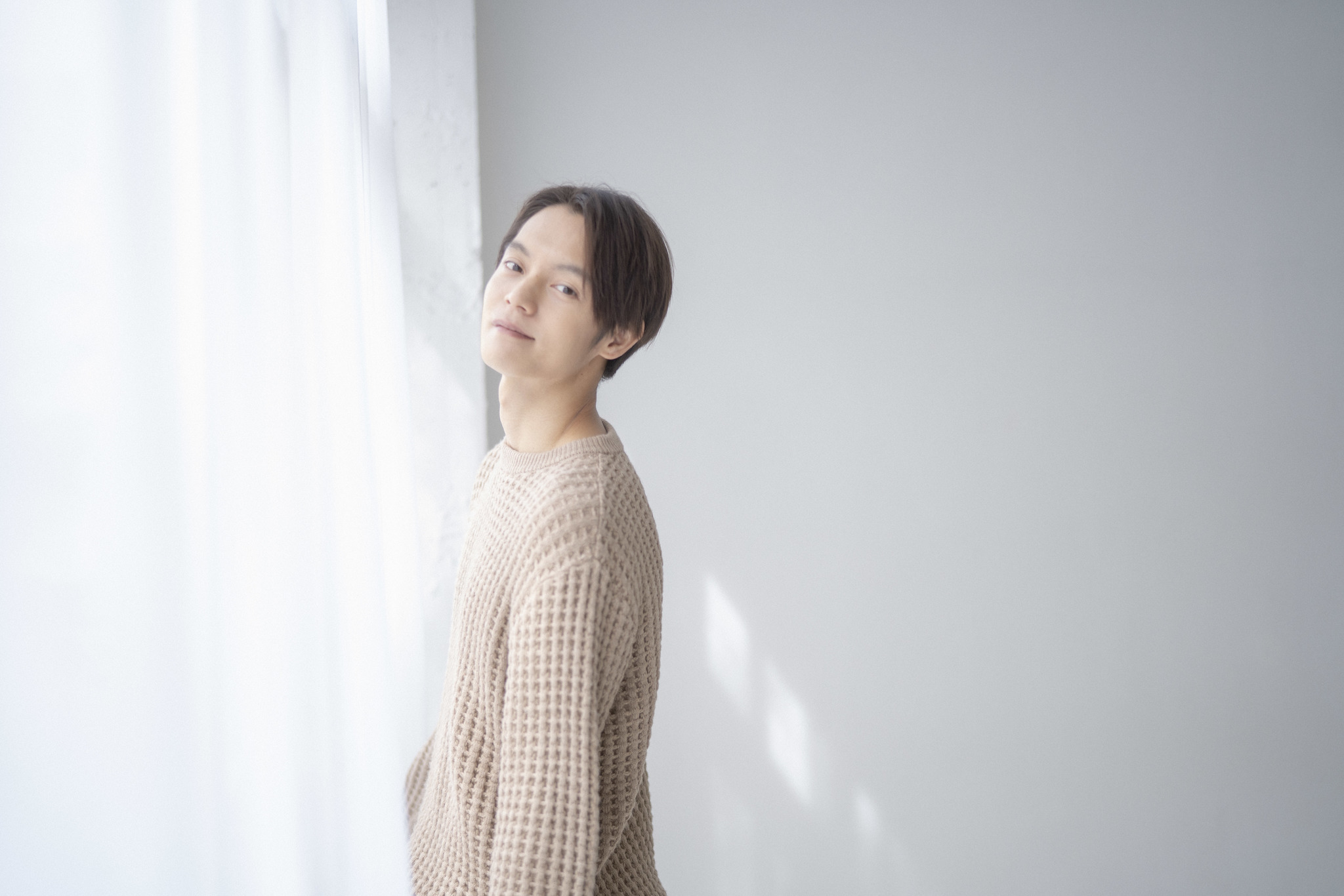 窪田正孝、2021カレンダー発売！ 最新撮り下ろし＆過去選りすぐり