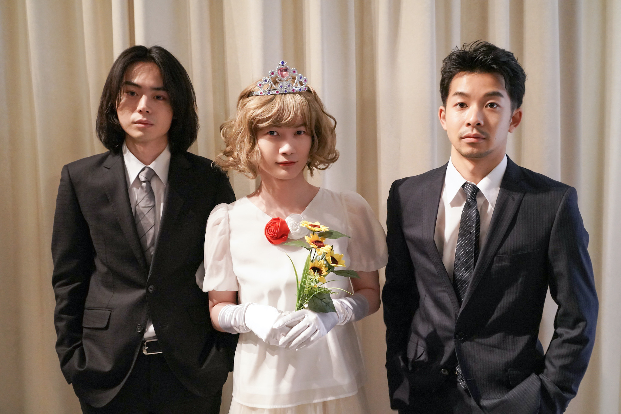 ひまわりの人間の結婚式