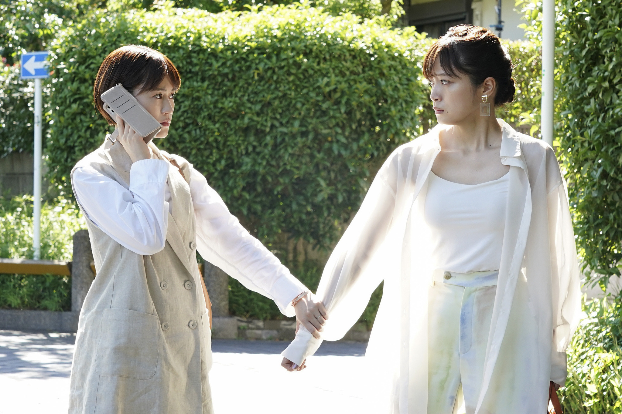 彼女たちの犯罪　全5巻DVDSET「レンタル用」深川麻衣/石井杏奈/前田敦子 今期一番の完成度！ 深川麻衣×前田敦子×石井杏奈の印象を変え続けた