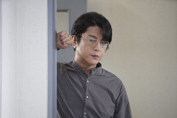 及川光博、“シロさん”西島秀俊の元カレ役に「きのう何食べた？ season2 