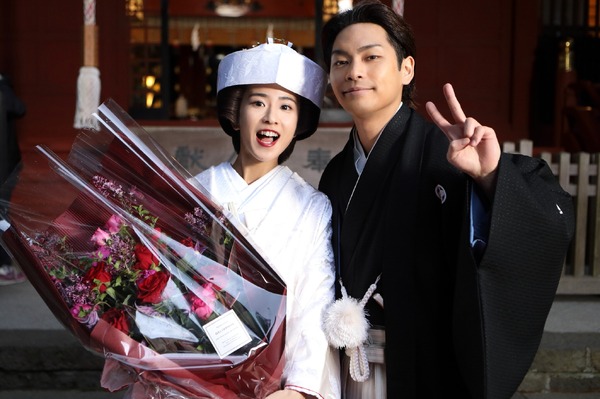 柳楽優弥＆黒島結菜、袴＆白無垢姿が初解禁『夏目アラタの結婚 