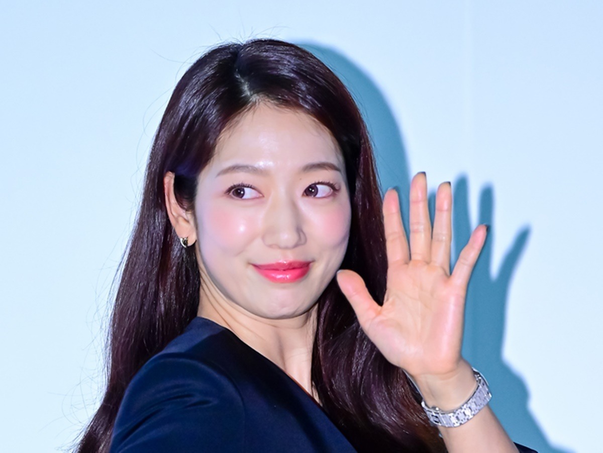 パク・シネのデビュー秘話】まさか⁉女優になる前の「憧れの職業」に