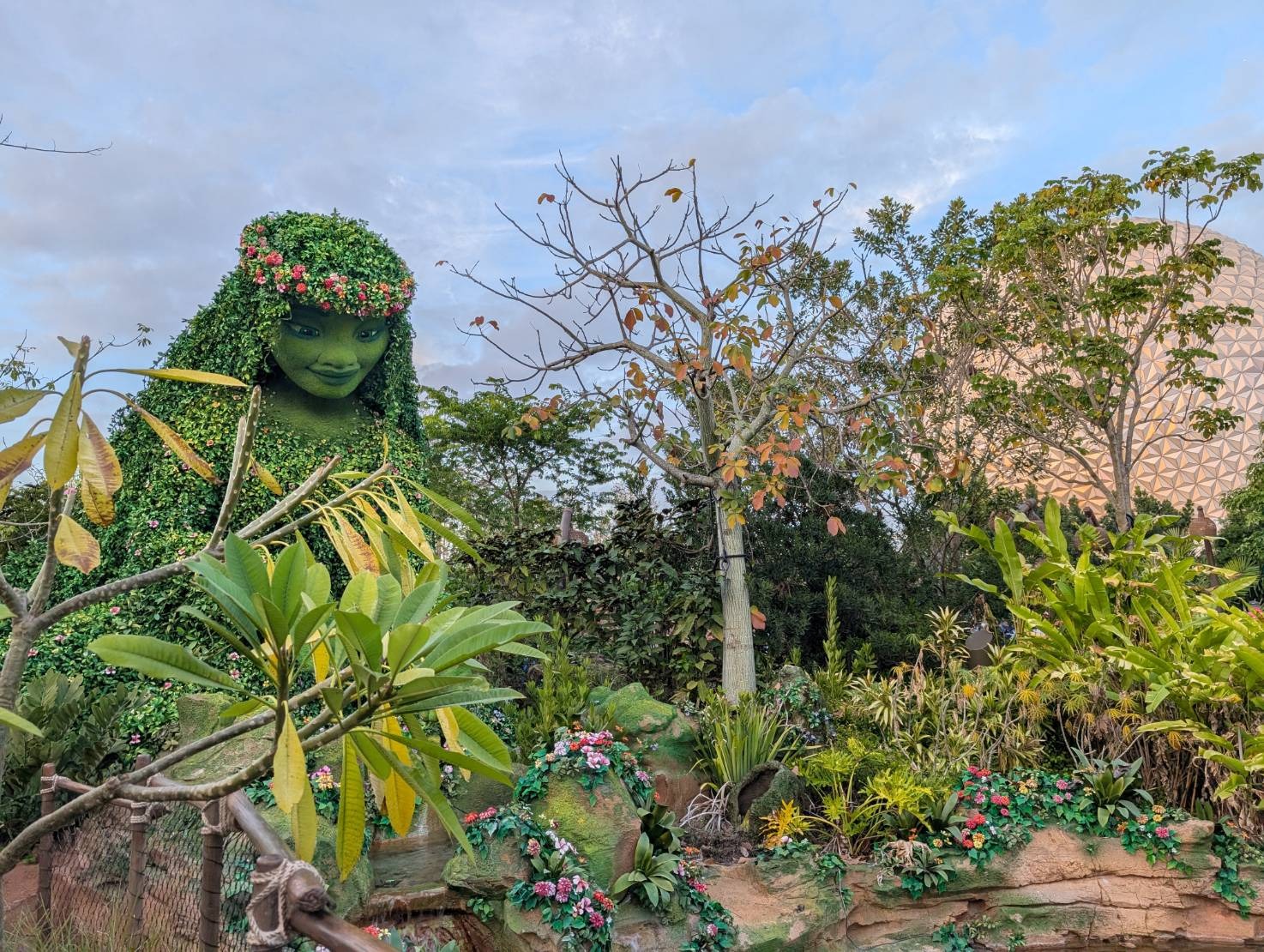 海外ディズニー】パーク初の『モアナと伝説の海』テーマの