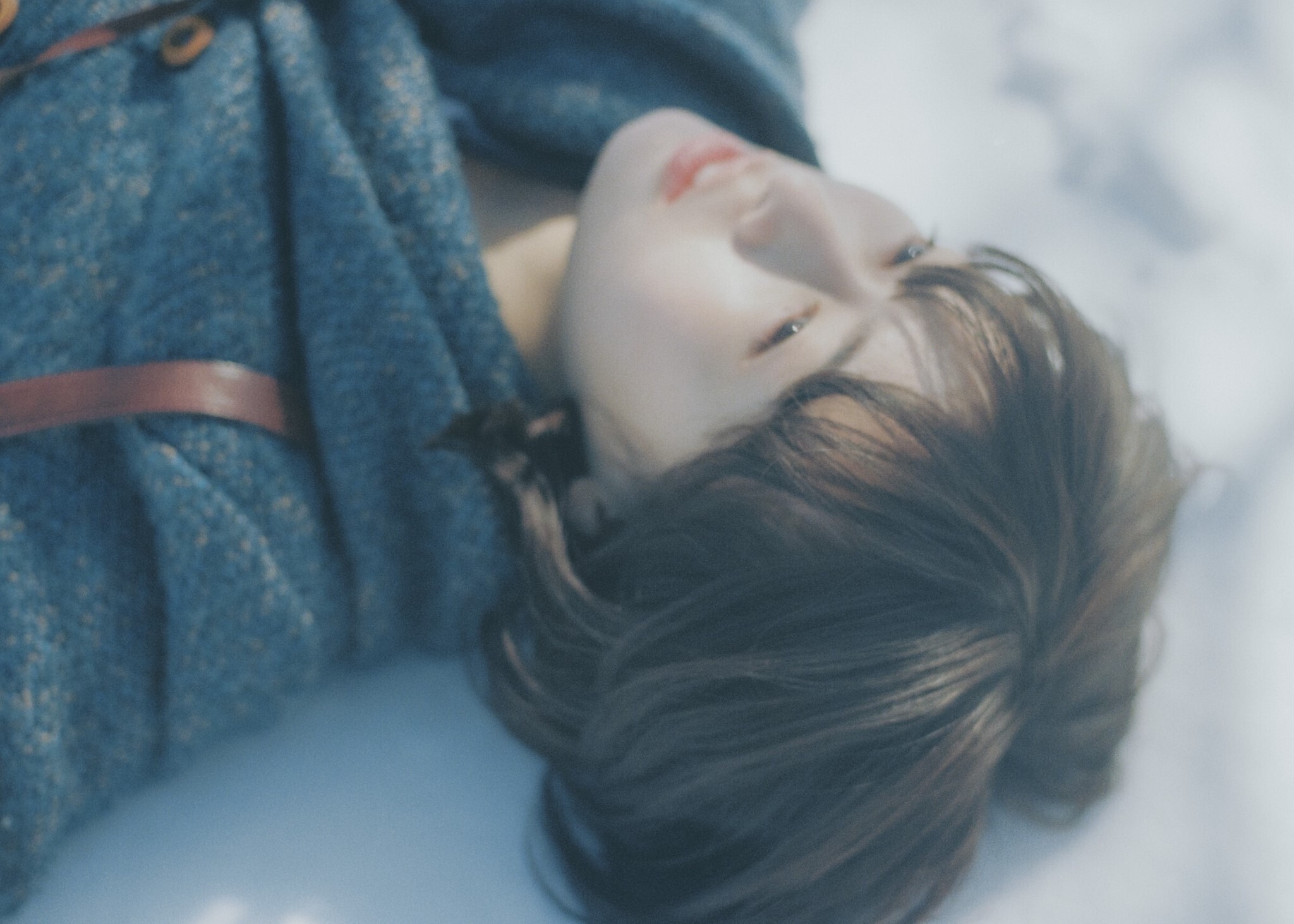 森七菜＆黒川想矢、凍てつく北海道を駆ける『青い鳥』テーマソングMV