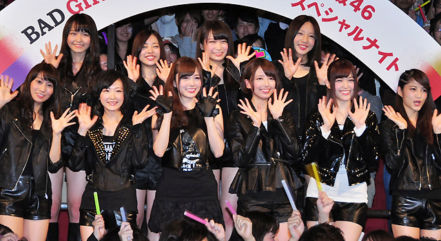 乃木坂」橋本奈々未、白石麻衣、生駒里奈らのセクシーでワルな衣裳に