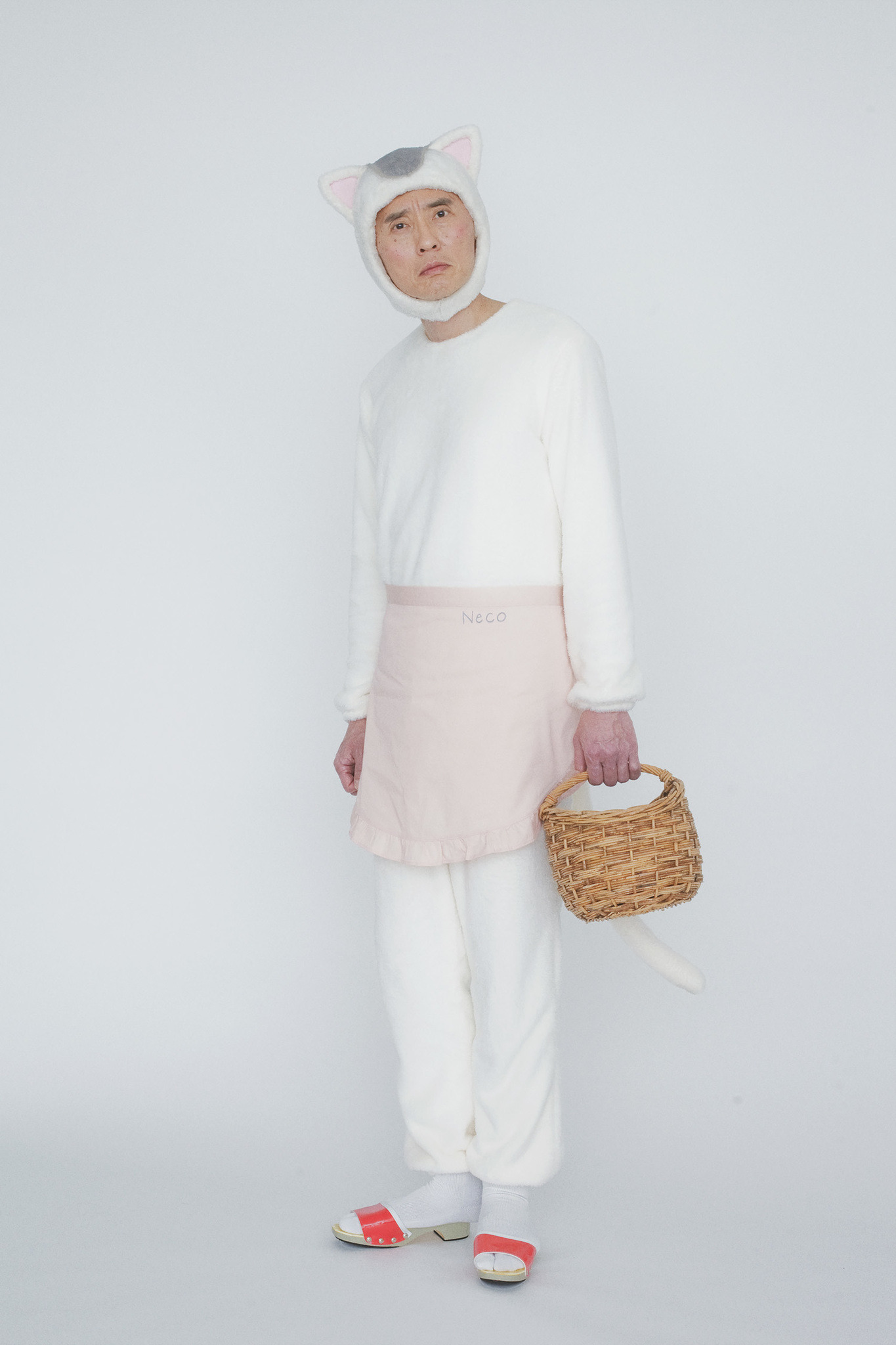 467104.jpg?thumbnailize=zoom