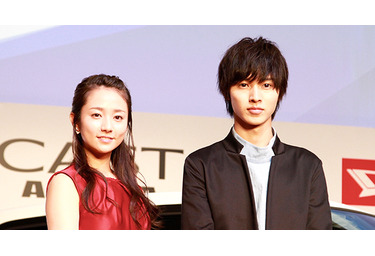 山崎賢人 木村文乃からのドライブデートの誘いにハニカミ Cinemacafe Net