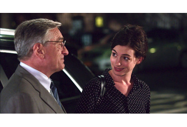 マイ インターン これぞ紳士 デ ニーロの ハンカチ男子 に胸キュン Cinemacafe Net