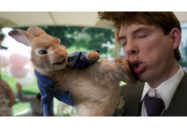 ドーナル グリーソンにうさキック ピーターラビット２ 本編映像 Cinemacafe Net