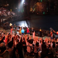 サンジ 窪塚洋介 ゾロ 池内博之と一触即発 One Piece 実写cm第2弾 Cinemacafe Net