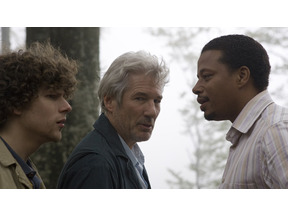 莫大な懸賞金がかかった戦犯を追うジャーナリストたちがたどり着いた真実とは？ 画像