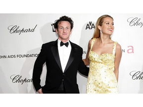 エルトン・ジョン主催のアフター・パーティで、ショーン・ペンが意外なお相手を同伴 画像