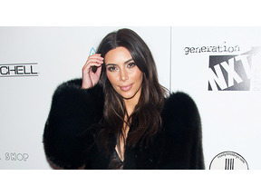 キム・カーダシアン、1か月後の挙式のために猛烈なダイエットを実施中 画像