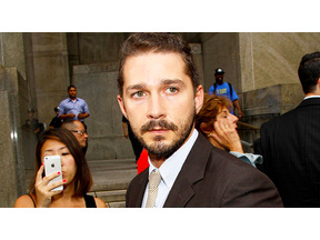 シャイア・ラブーフ、自宅にストーカー女性が侵入で自ら通報 画像