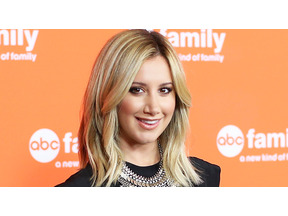 『ハイスクール・ミュージカル』のアシュレイ・ティスデイルが結婚 画像