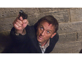 ファッション小噺vol.95　香りでその気に。気分は憧れのボンドガール 画像