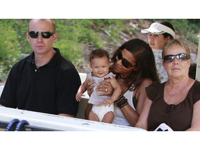 ハル・ベリー、愛娘と一緒に動物園に 画像