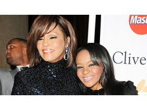 ホイットニー・ヒューストンの娘、自宅で意識不明で発見される 画像