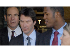 キアヌ・リーヴス、パパラッチ相手の裁判で証言台に 画像