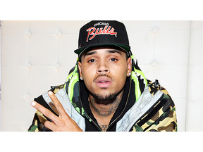 クリス・ブラウン、生後9か月の女児の父親になっていた 画像